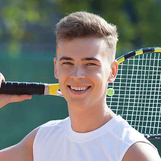 https://escuelasamil.fgtenis.net/wp-content/uploads/2017/10/team_member_04.jpg
